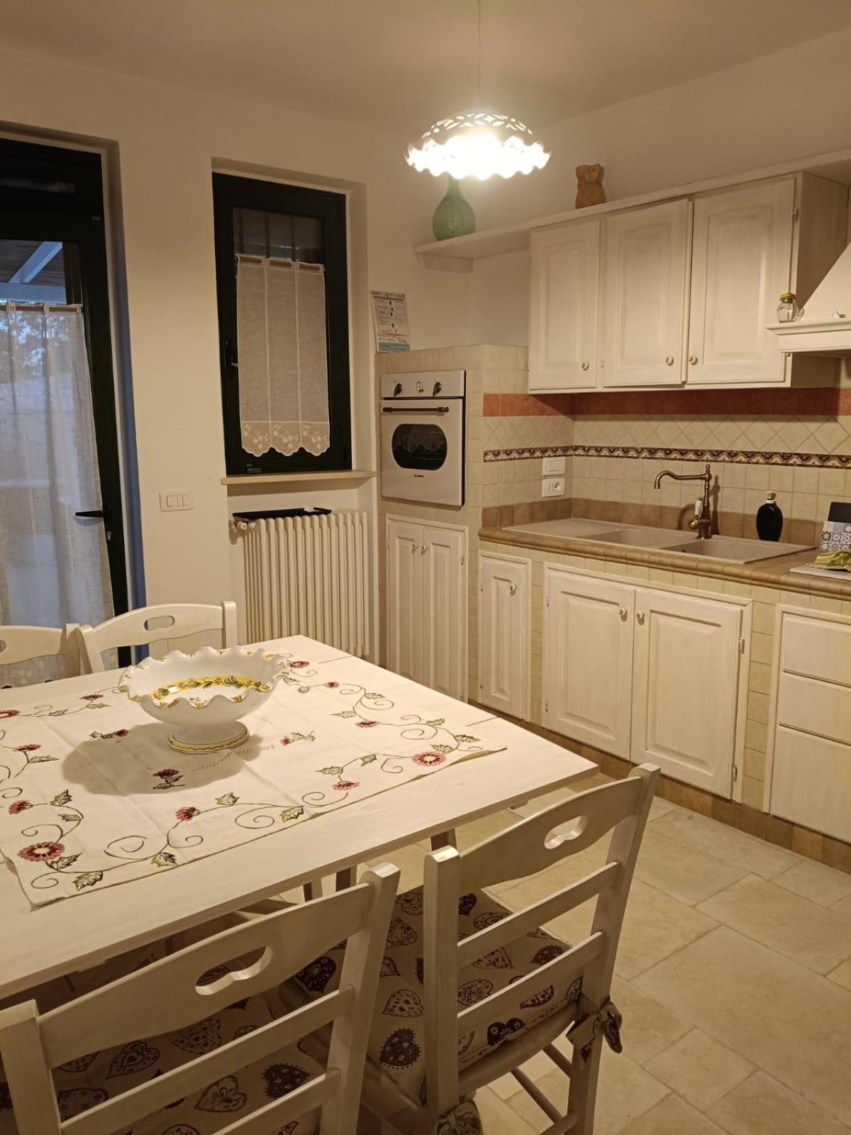 Trullo Le Tre Sorelle Cisternino Εξωτερικό φωτογραφία