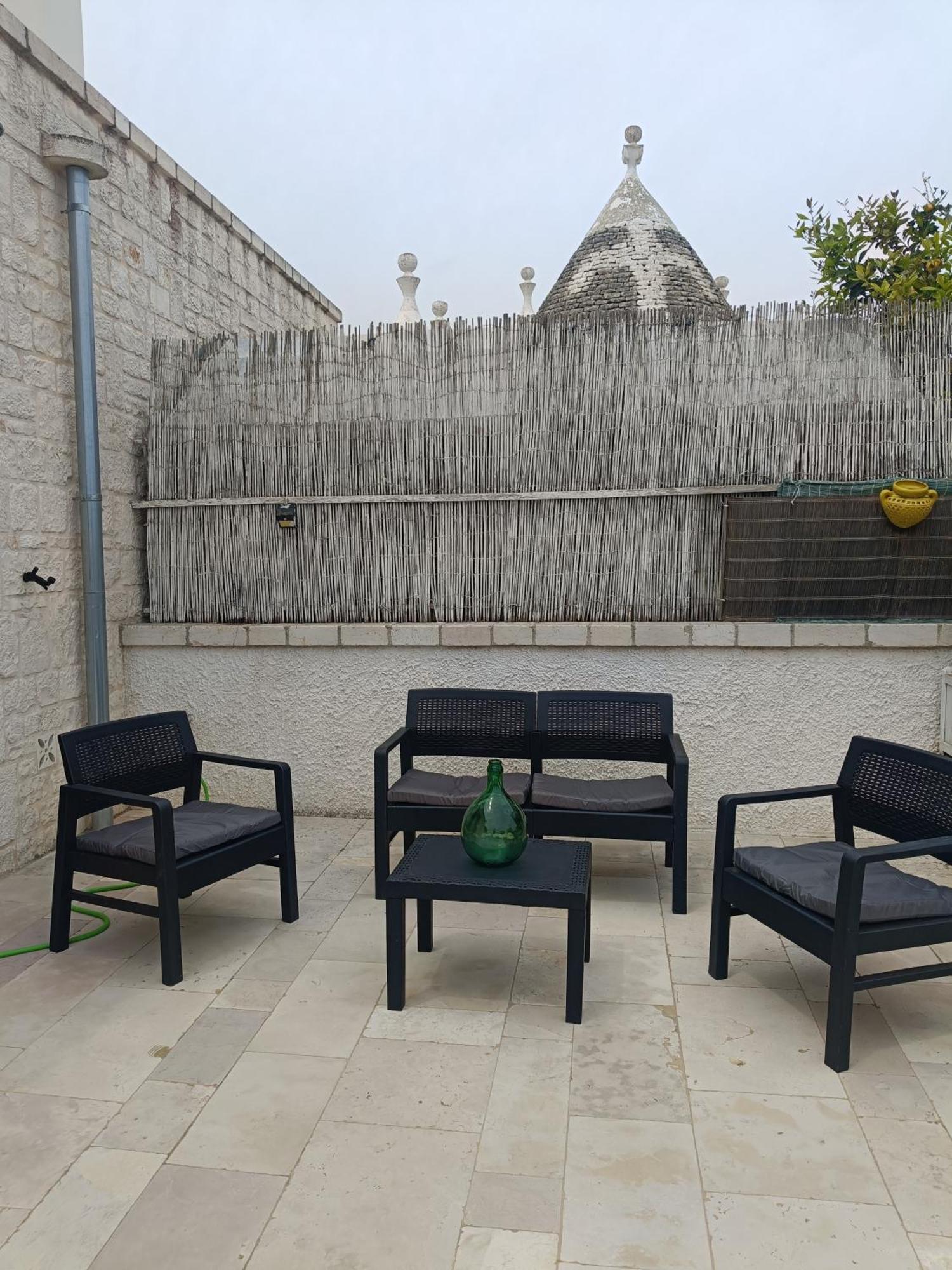 Trullo Le Tre Sorelle Cisternino Εξωτερικό φωτογραφία