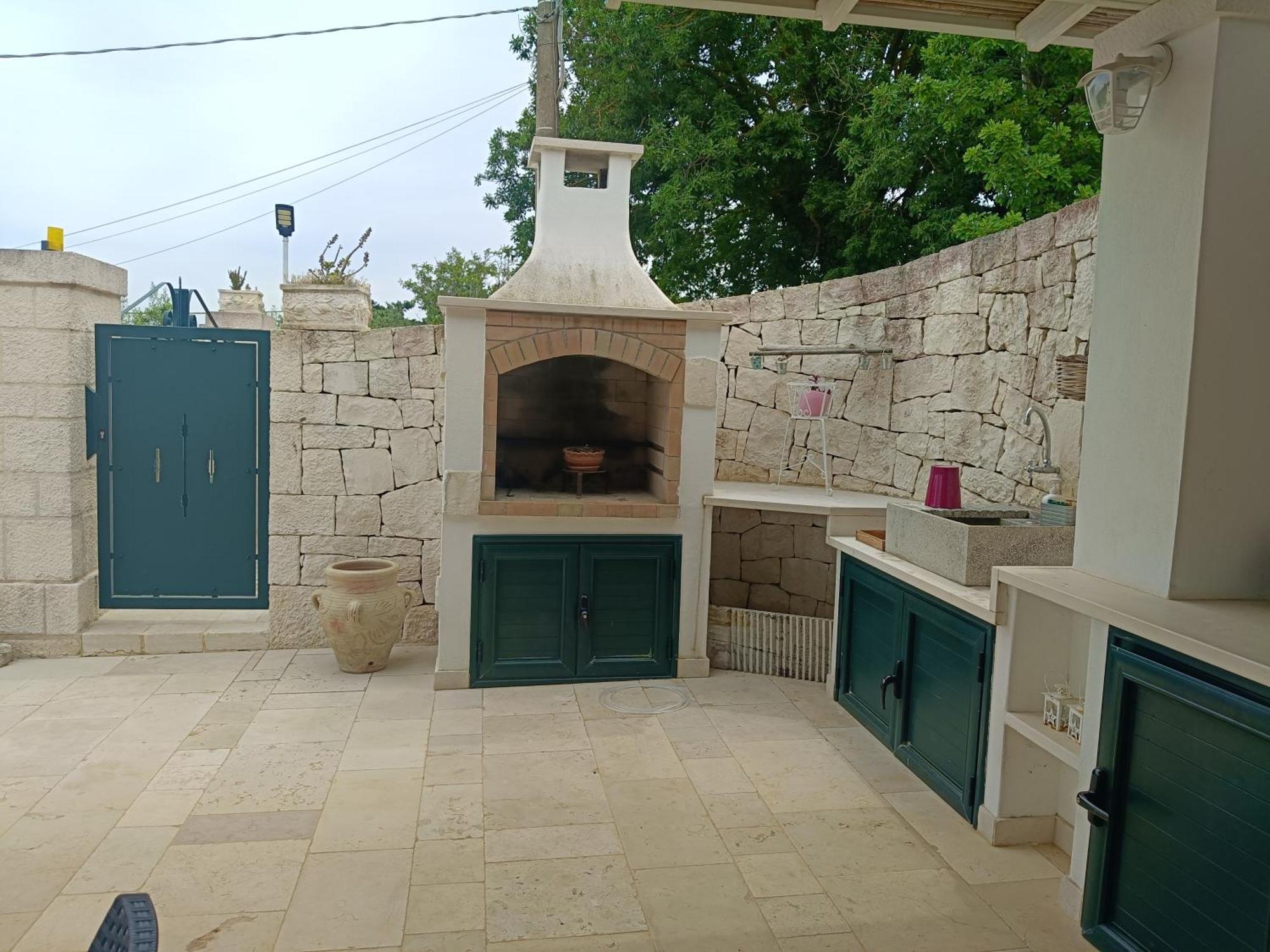 Trullo Le Tre Sorelle Cisternino Εξωτερικό φωτογραφία