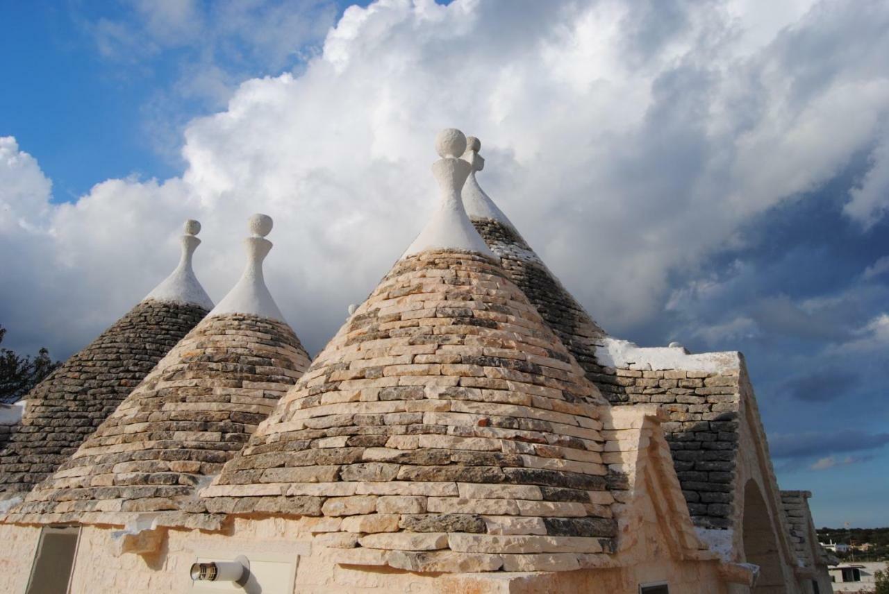 Trullo Le Tre Sorelle Cisternino Εξωτερικό φωτογραφία