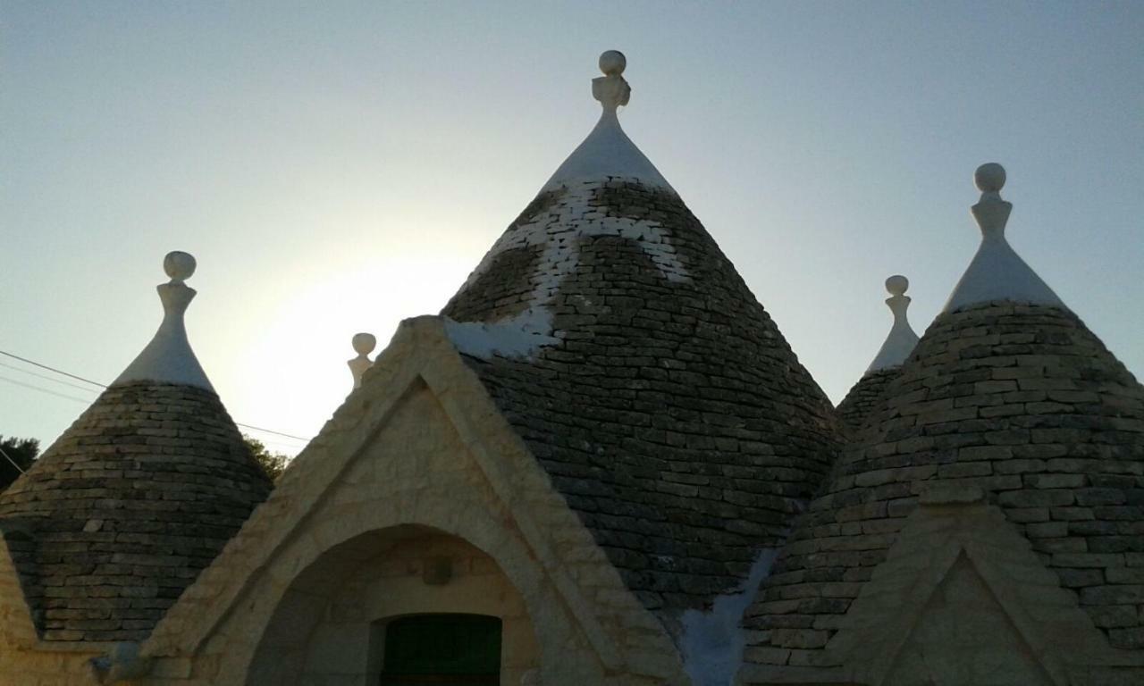 Trullo Le Tre Sorelle Cisternino Εξωτερικό φωτογραφία