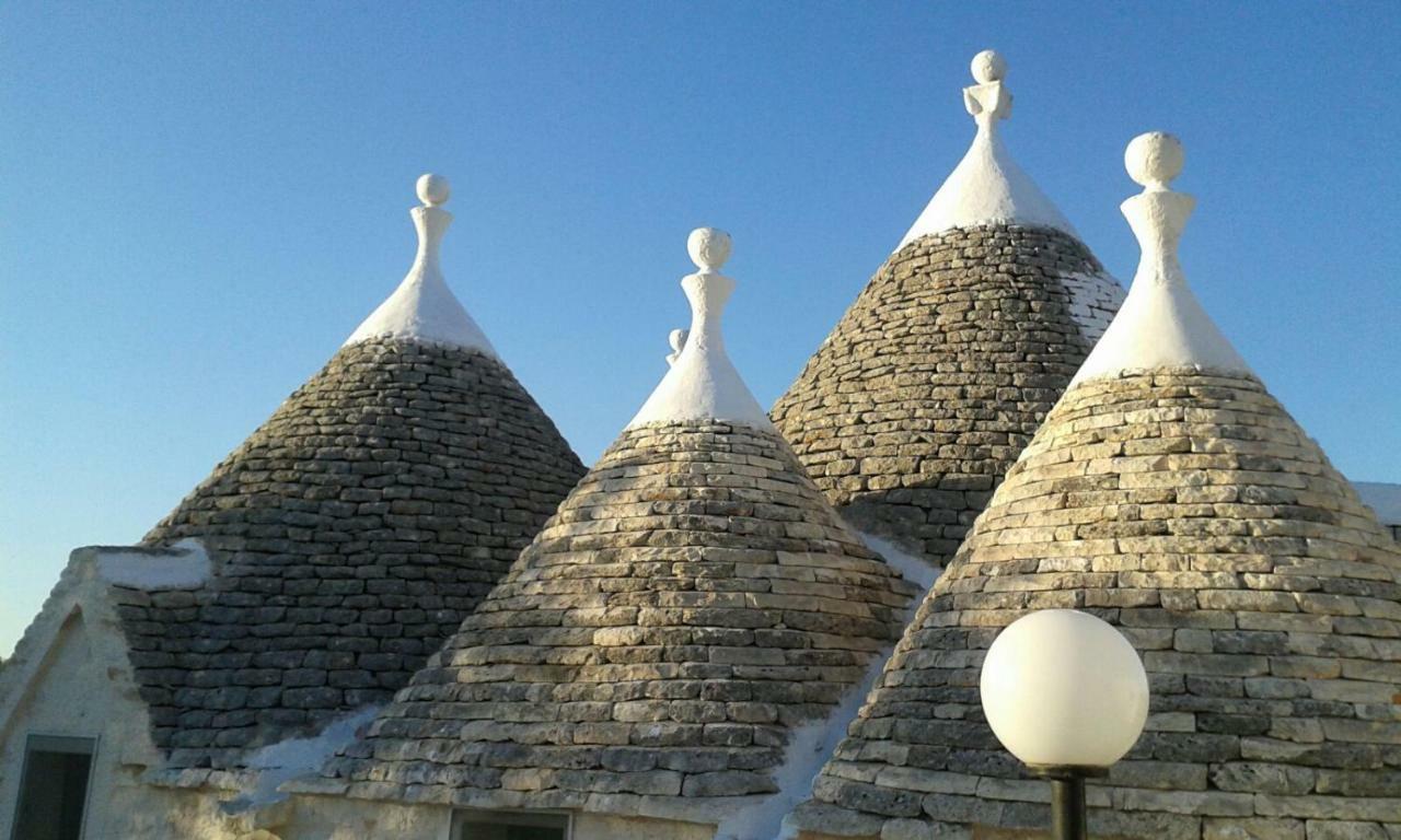 Trullo Le Tre Sorelle Cisternino Εξωτερικό φωτογραφία
