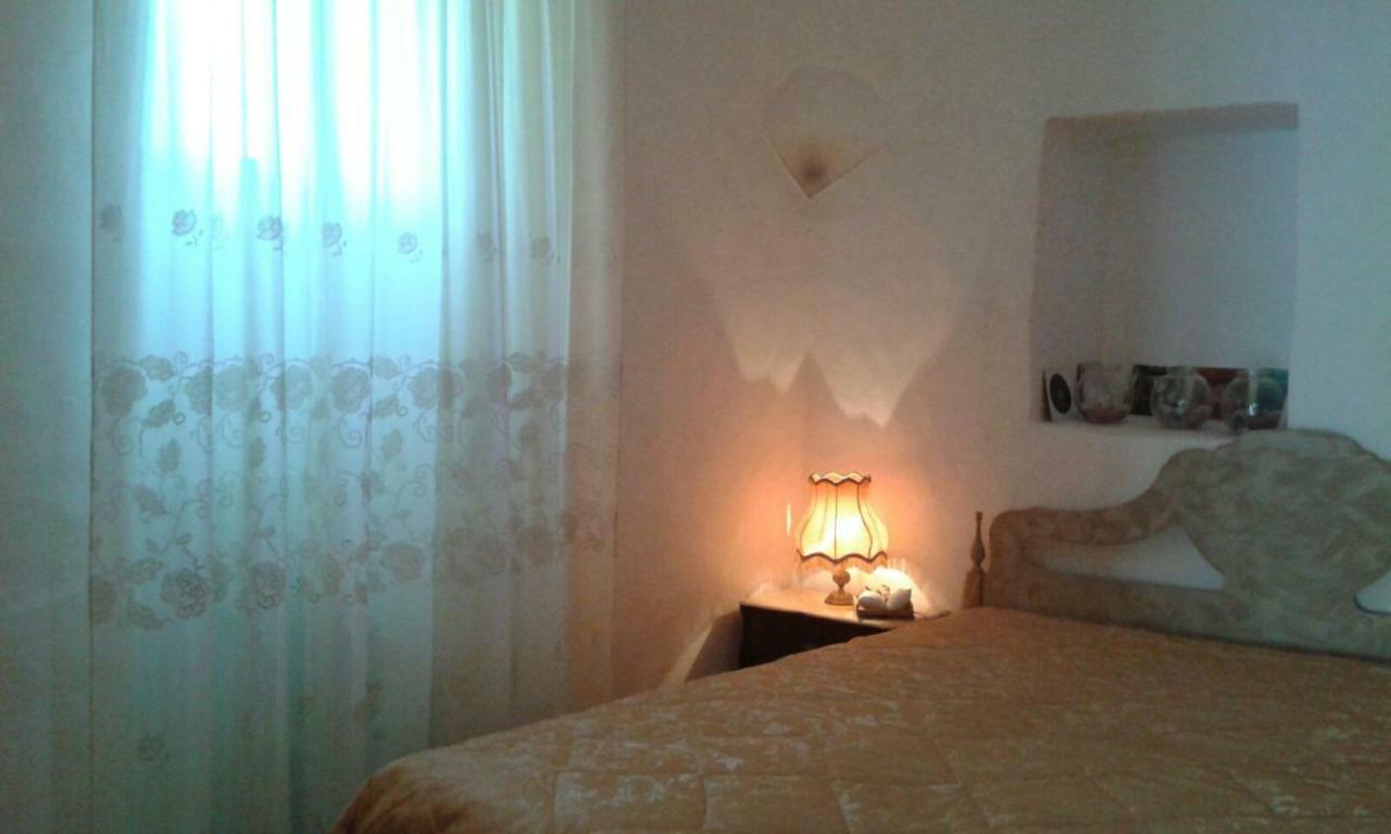 Trullo Le Tre Sorelle Cisternino Εξωτερικό φωτογραφία
