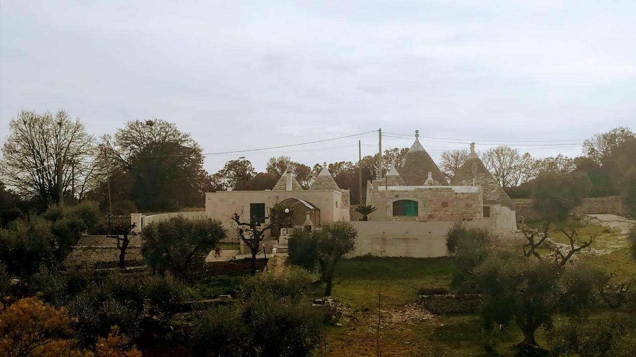 Trullo Le Tre Sorelle Cisternino Εξωτερικό φωτογραφία